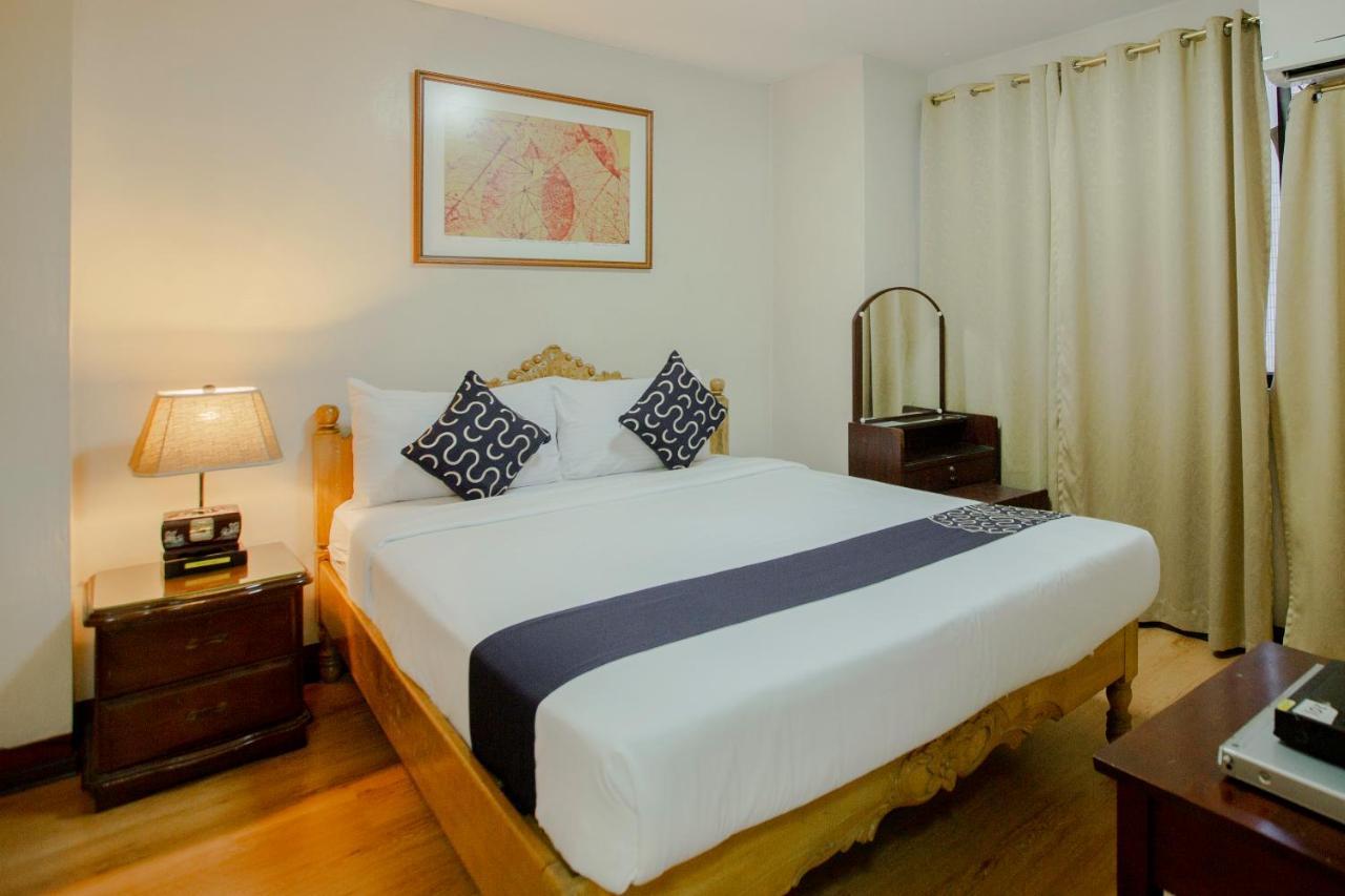 Newgrange Condotel Кесон Сити Екстериор снимка
