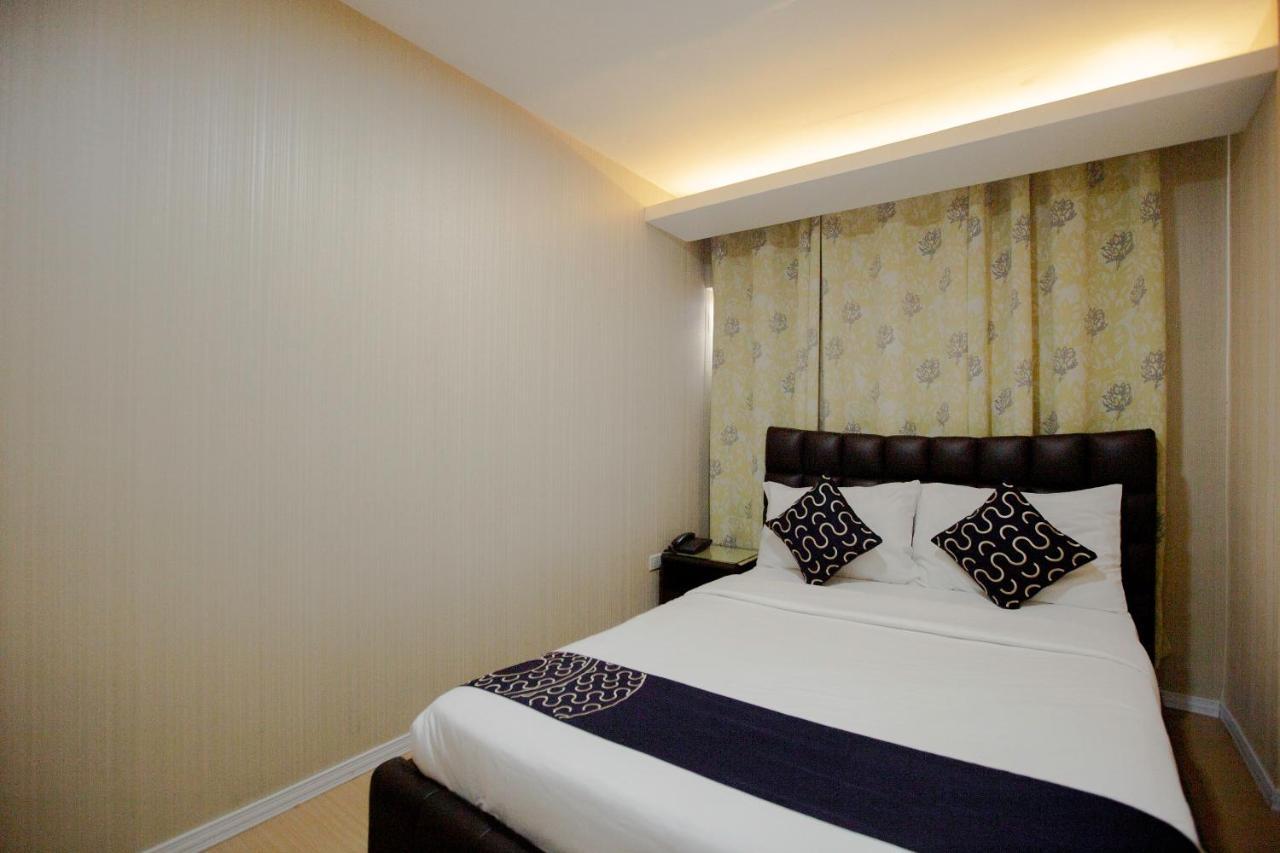 Newgrange Condotel Кесон Сити Екстериор снимка