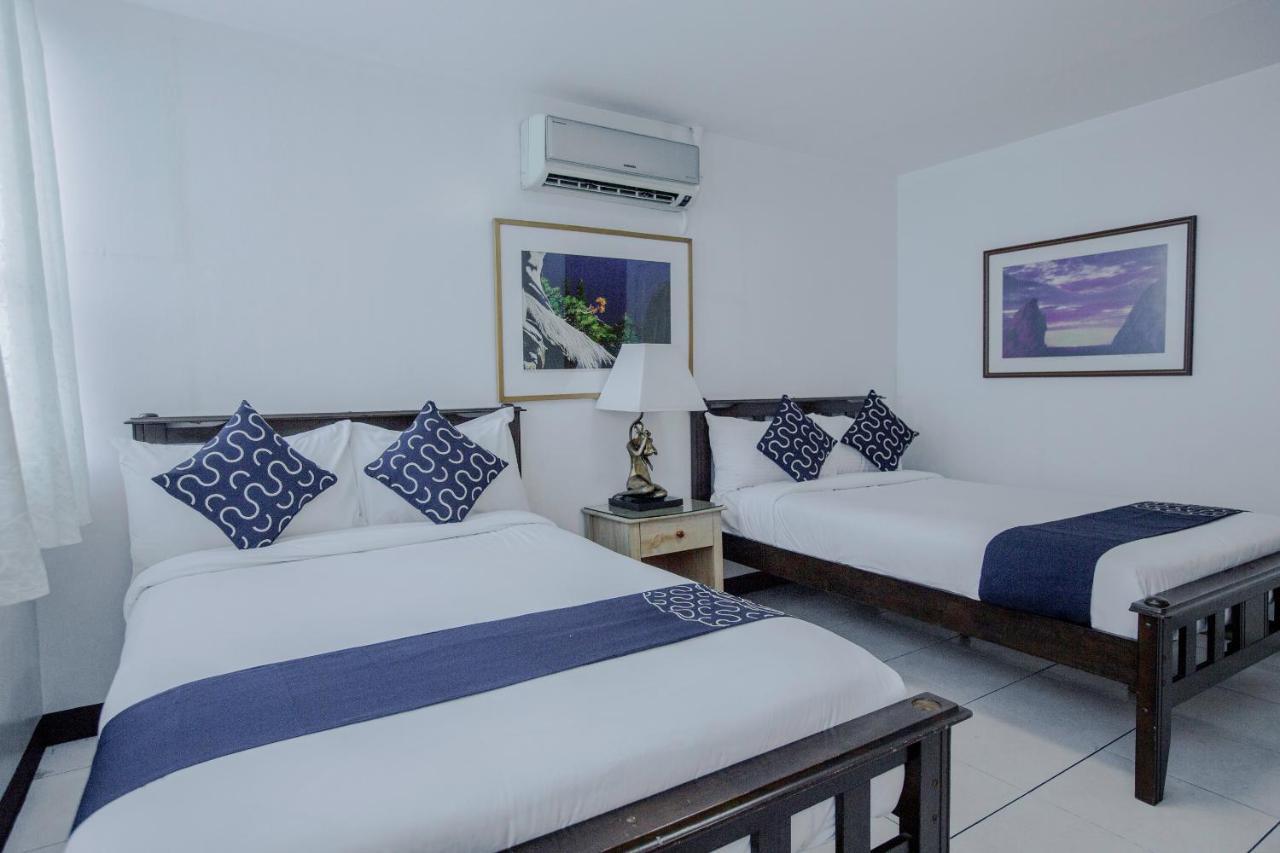 Newgrange Condotel Кесон Сити Екстериор снимка